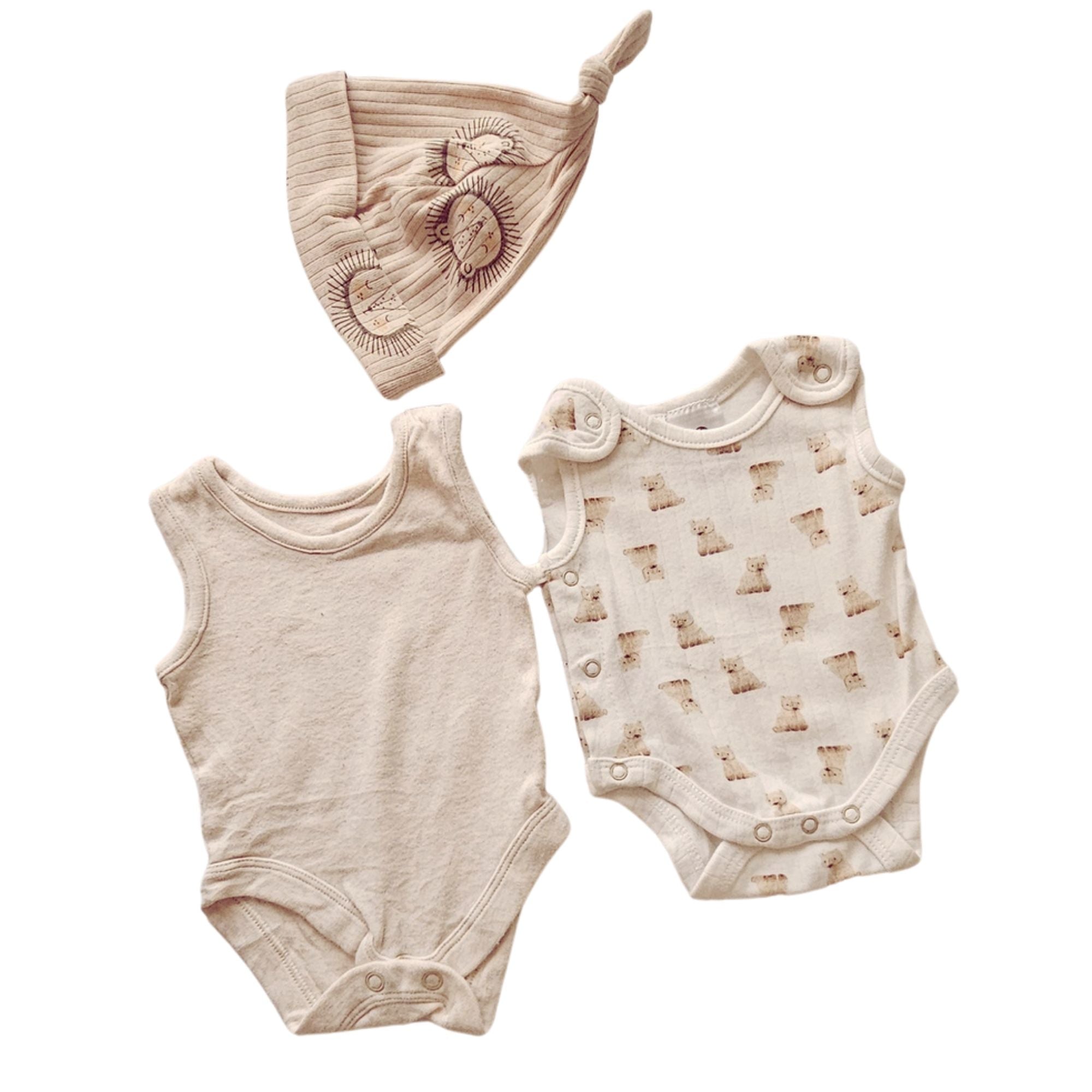 B - lot de 2 bodies + bonnet nouveau-né (2,5kg) #399