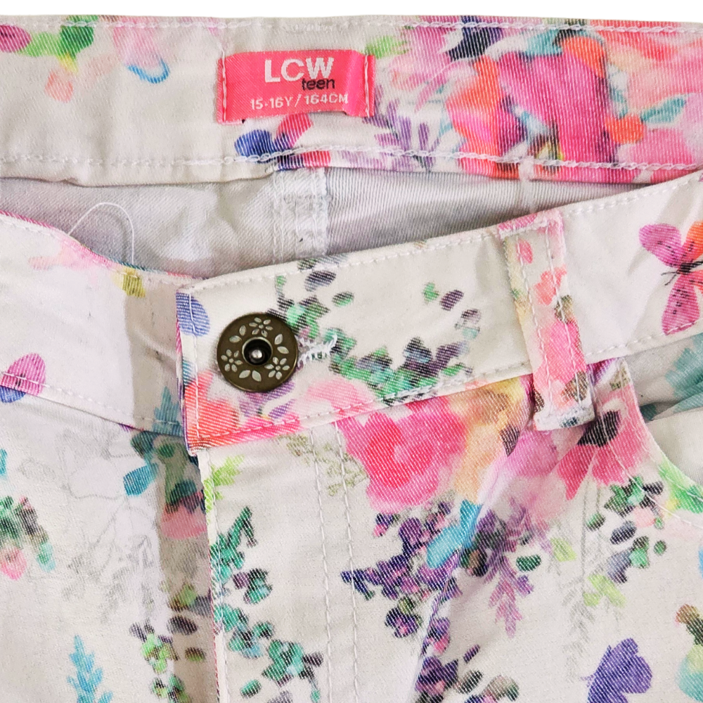 C - Jean slim fleuri taille 12-13 ans #95