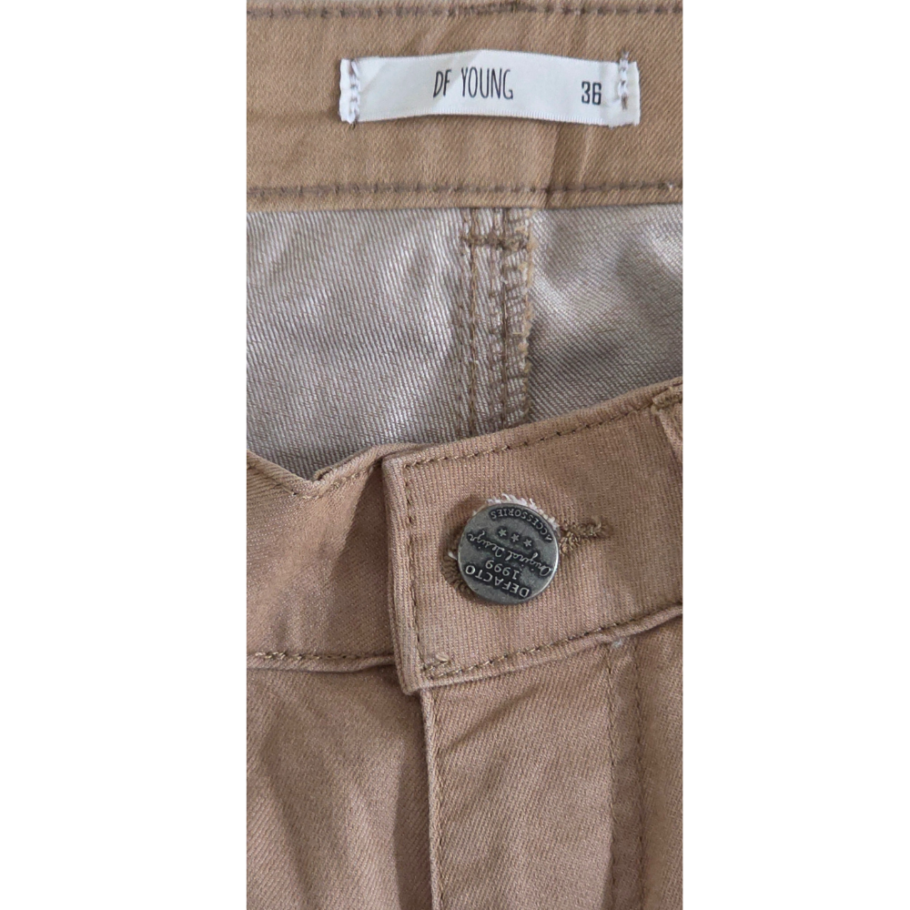 B- Jean beige Taille 36 Slim #143