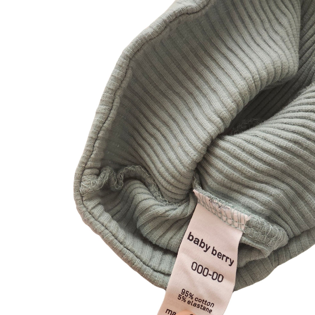 B - lot de 3 bodies nouveau-né (2,5kg) #395