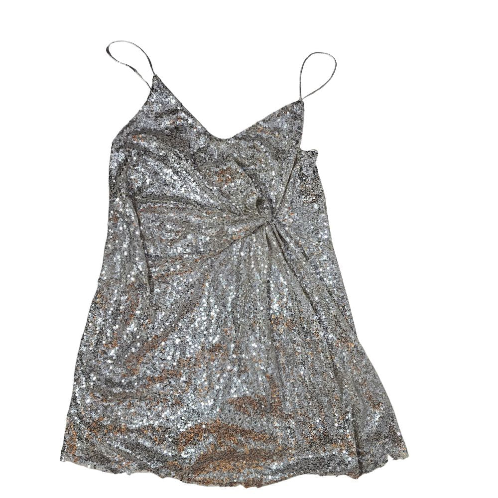 mini-robe argentée à paillettes taille XS #562