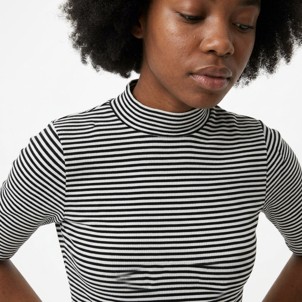 Short-sleeve ribbed knit top — Fabric and Neckline Detail | Generated by Modelize
