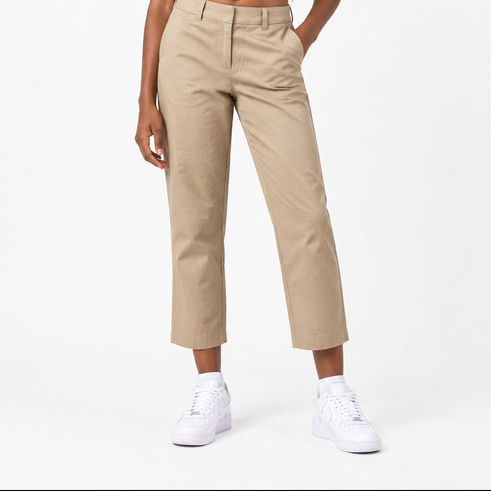 Cropped trousers (pantacourt) — Full Length Model Shot | Generated by Modelize
